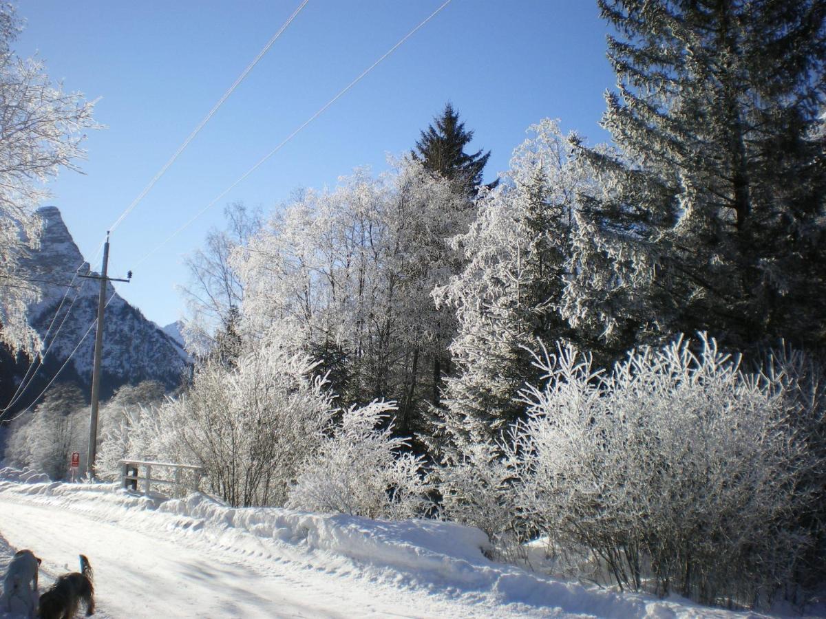 Hotel Zita Trins Buitenkant foto